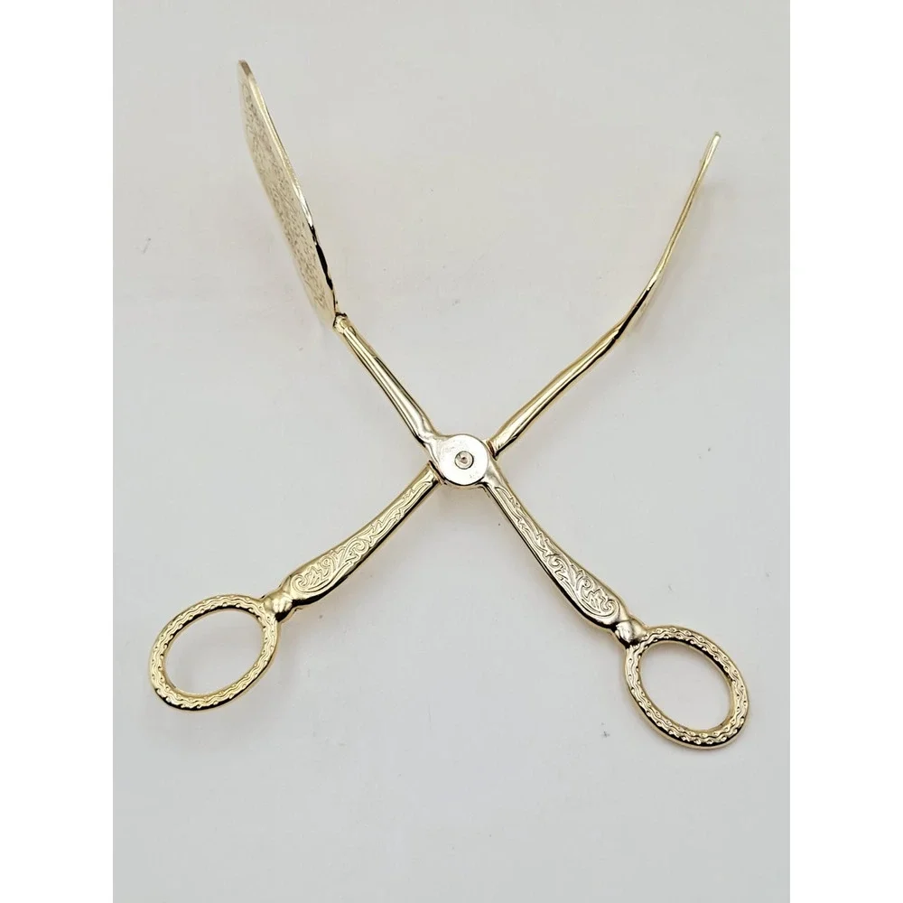 Ornate Gold Tone Engraved Tongs 7.5in Floral Scroll Serving Utensil